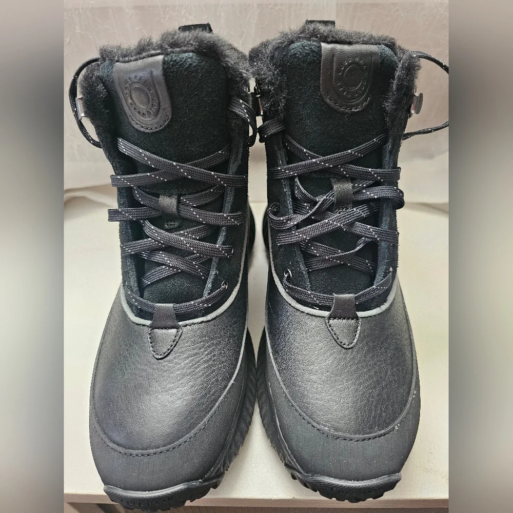 Cole Haan stylish black
